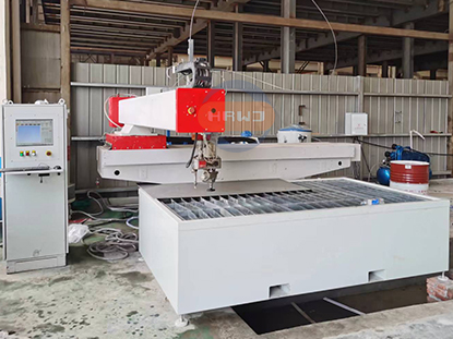 品牌二手 五軸1525 水刀 品牌二手 五軸1525 水刀